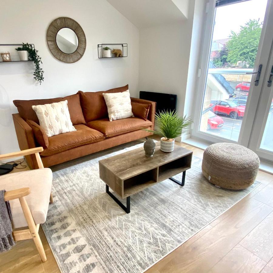 Modern 2 Bed Apartment/Free Parking/Near City/Self-Check In Handsworth 외부 사진