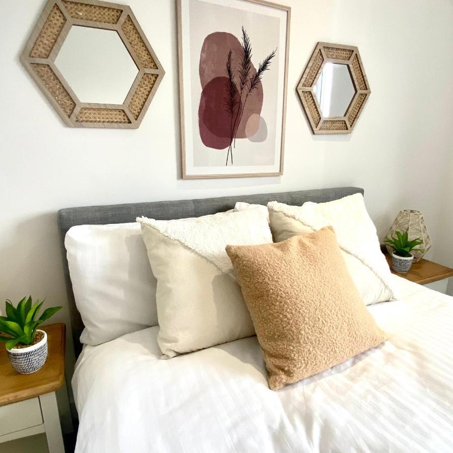 Modern 2 Bed Apartment/Free Parking/Near City/Self-Check In Handsworth 외부 사진
