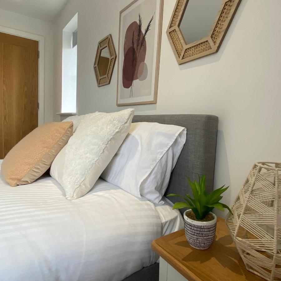 Modern 2 Bed Apartment/Free Parking/Near City/Self-Check In Handsworth 외부 사진